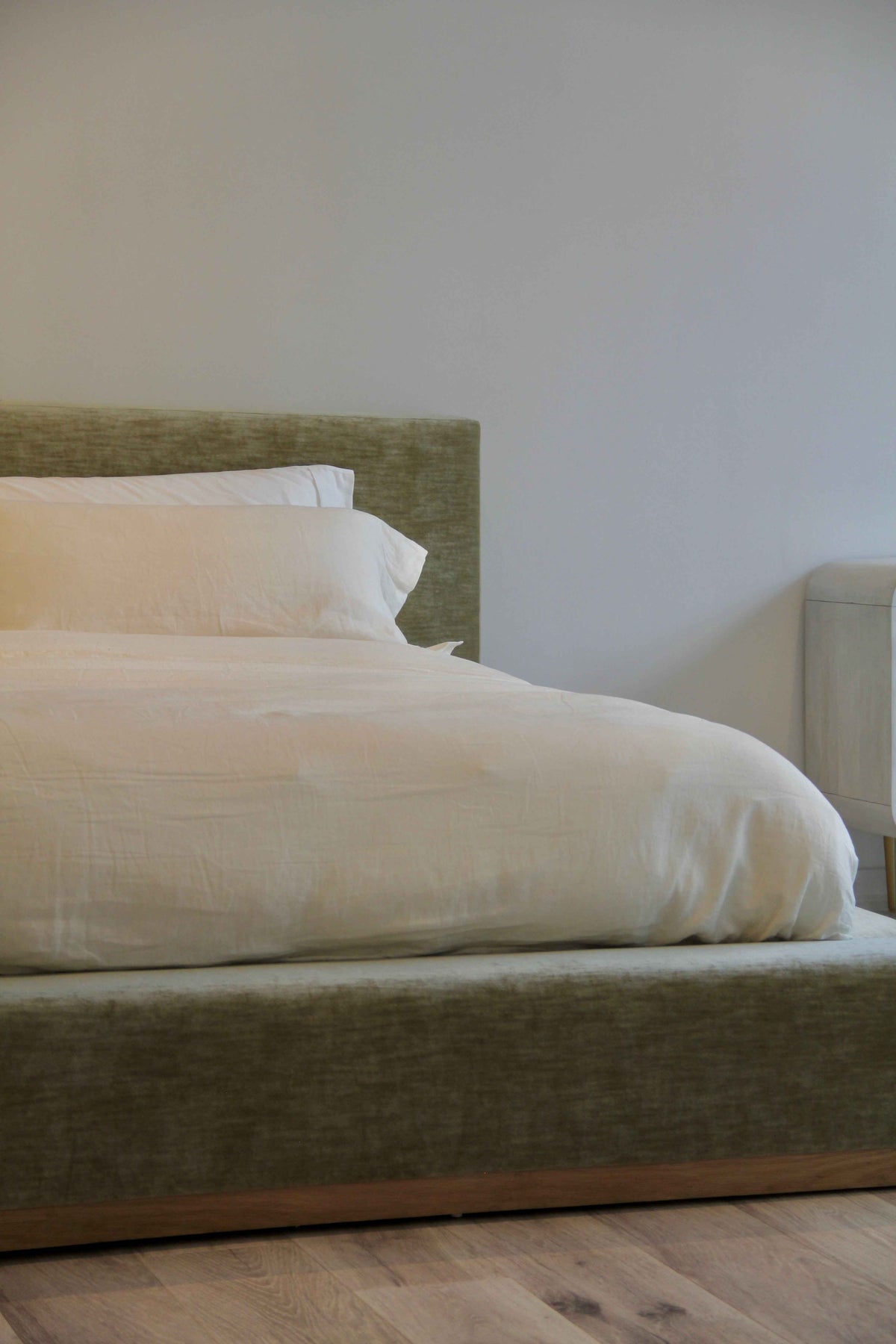Fresno Platform Bed (Custom)